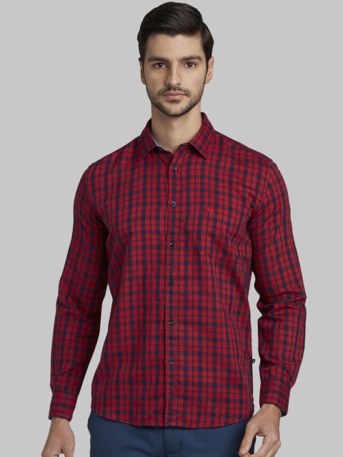 

Parx Men Red & Navy Slim Fit Checked Casual Shirt