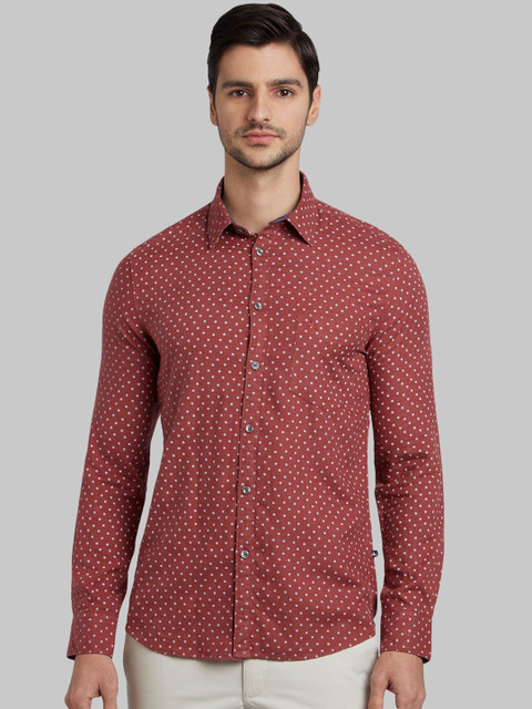 

Parx Men Red Slim Fit Printed Casual Shirt