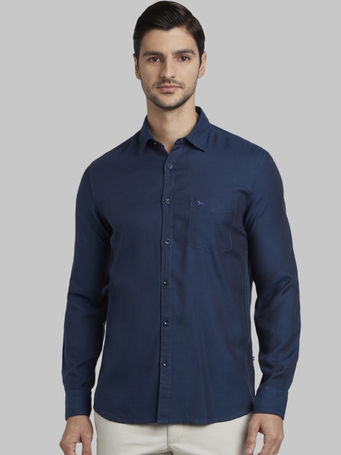 

Parx Men Blue Slim Fit Solid Casual Shirt