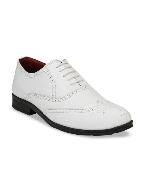 

Rodolfo Darrell Men White Solid Formal Brogues