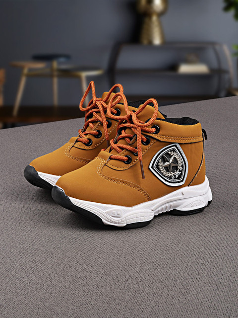 

Walktrendy Kids Tan Brown Sneakers