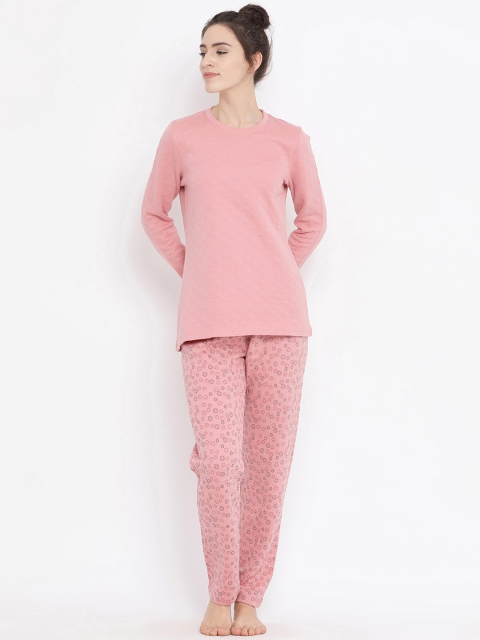 

Kanvin Women Pink Solid Night suit
