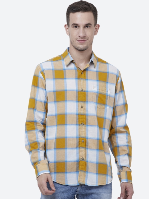 

Mufti Men Orange & White Slim Fit Checked Casual Shirt