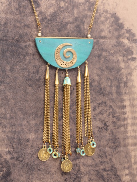 

Diva walk Gold-Plated & Blue Handcrafted Necklace