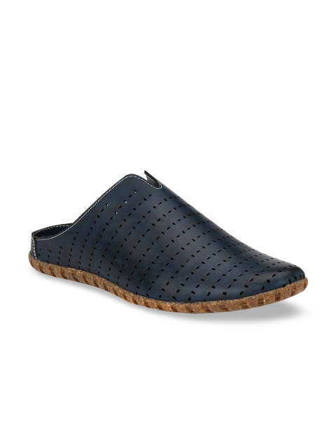 

Mactree Men Blue Shoe-Style Sandals