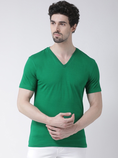 

Friskers Men Green Solid Silm-Fit V-Neck T-shirt