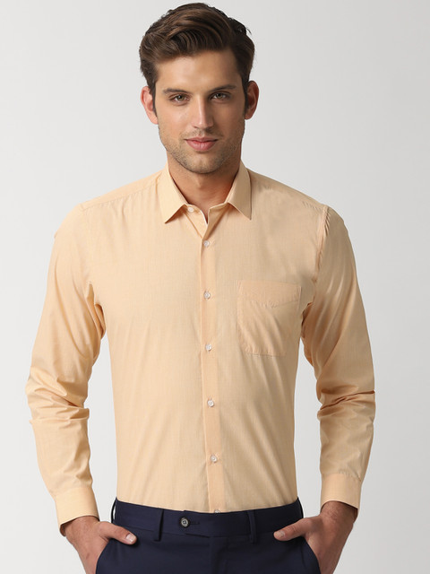

Peter England Men Yellow Regular Fit Solid Formal Shirt