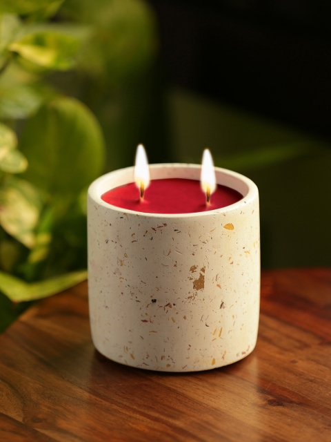 

ExclusiveLane White & Red The White Rose Scented Wax Candle With Holder
