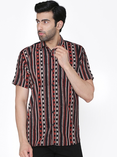 

Wintage Men Multicoloured Regular Fit Printed Casual Shirt, Multi