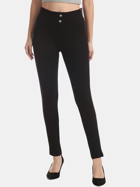 

ELLE Women Black Solid Knit Treggings