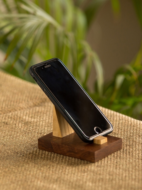 

ExclusiveLane Brown Self-Design Handcrafted Wooden Mobile Stand