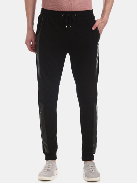 

Colt Men Black Solid Straight Fit Joggers