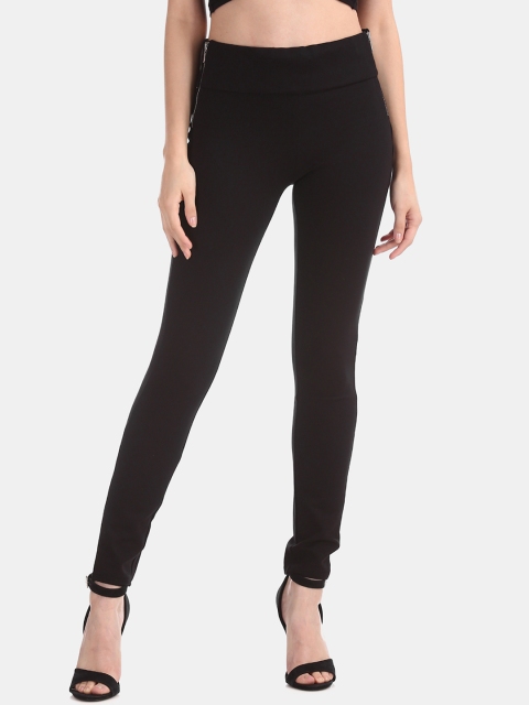 

ELLE Women Black Knitted Treggings