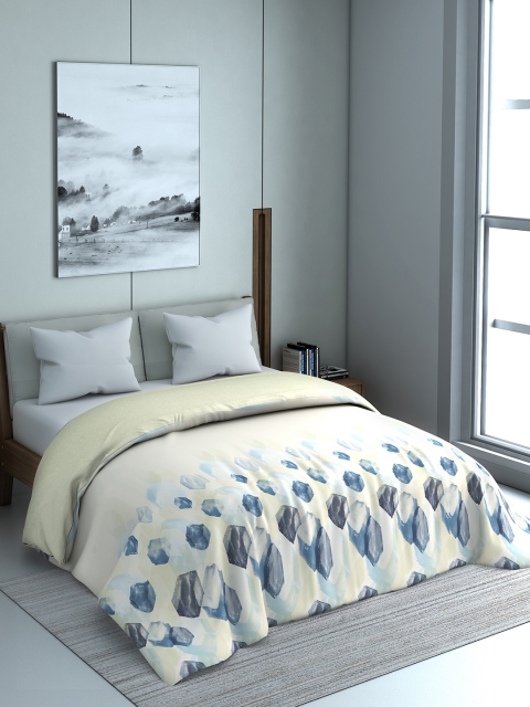 

SPACES Blue & Off-White Abstract Printed AC Room 300 GSM Double Bed Comforter