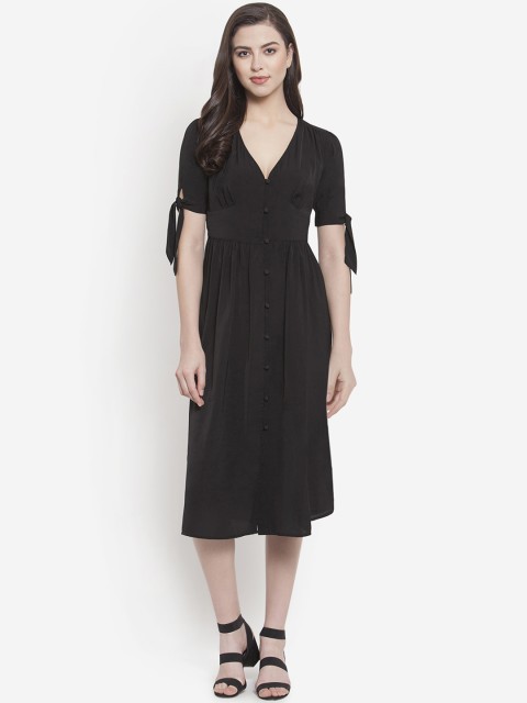 

Martini Women Solid Black Empire Dress