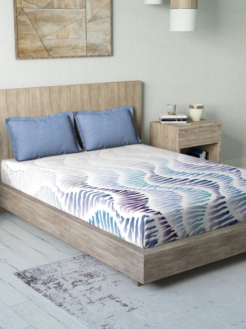 

DDecor Blue Abstract 150 TC Cotton 1 King Bedsheet with 2 Pillow Covers