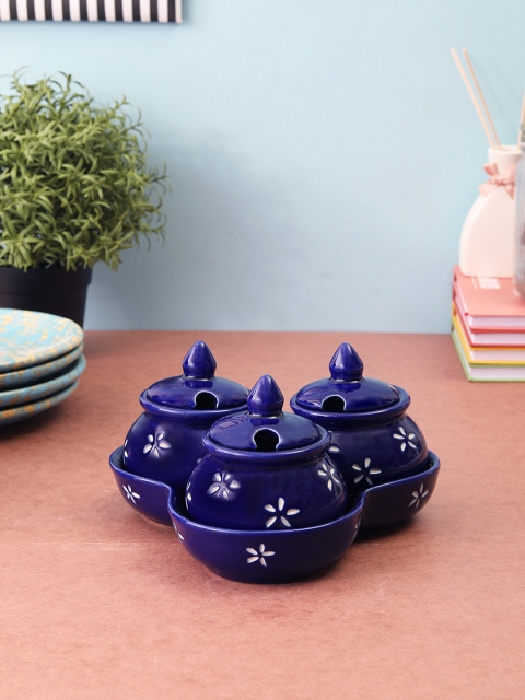 

VarEesha Set of 3 Blue Printed Jars With Tray