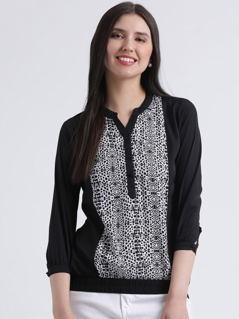 

AkaAyu Women Black Printed Blouson Top