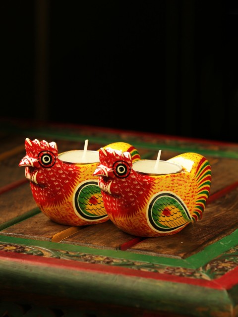 

ExclusiveLane Hand-Painted Set of 2 Lighting Roosters Gullar Wood Tea-Light Candle Holders, Yellow