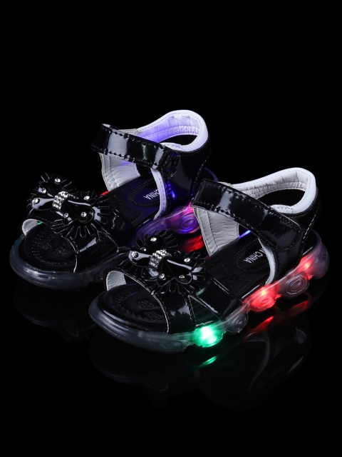 

Walktrendy Girls Black Sandals