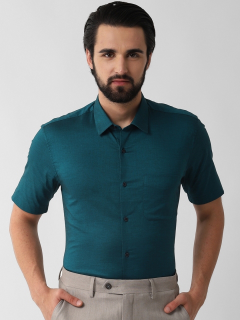 

Peter England Men Green Slim Fit Solid Formal Shirt