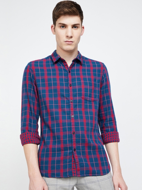 

Fame Forever by Lifestyle Men Navy Blue & Red Slim Fit Checked Casual Shirt