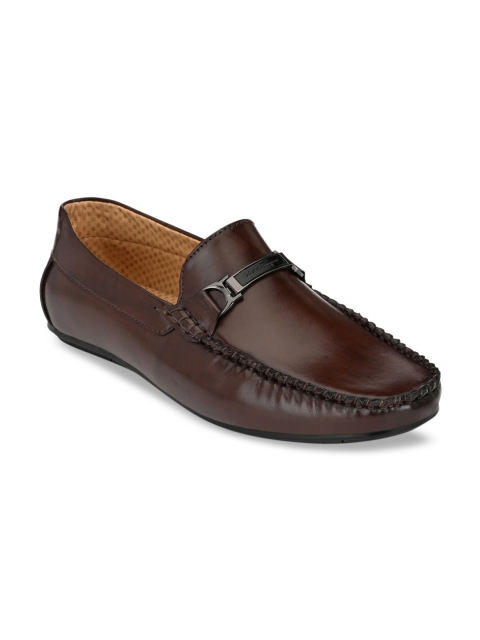 

Fentacia Men Brown Loafers