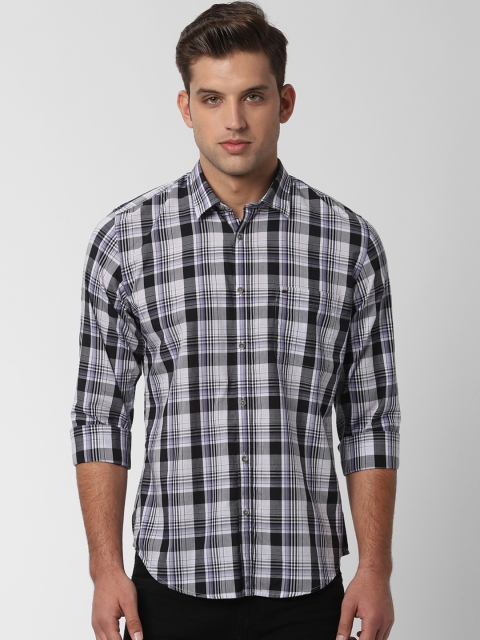 

Peter England Casuals Men White & Black Slim Fit Checked Casual Shirt