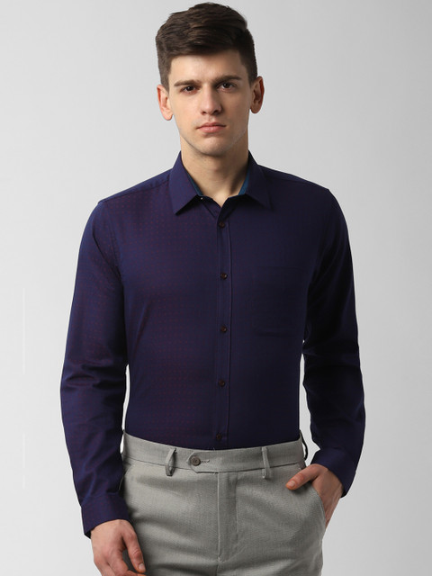 

Peter England Men Purple Slim Fit Solid Formal Shirt
