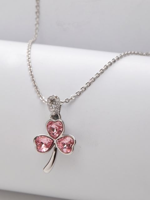 

AVANT-GARDE PARIS Pink Swarovski Crystallized Clover Leaf Pendant With Chain, Silver