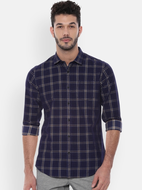 

Solly Jeans Co. Men Navy Blue & Grey Regular Fit Checked Casual Shirt