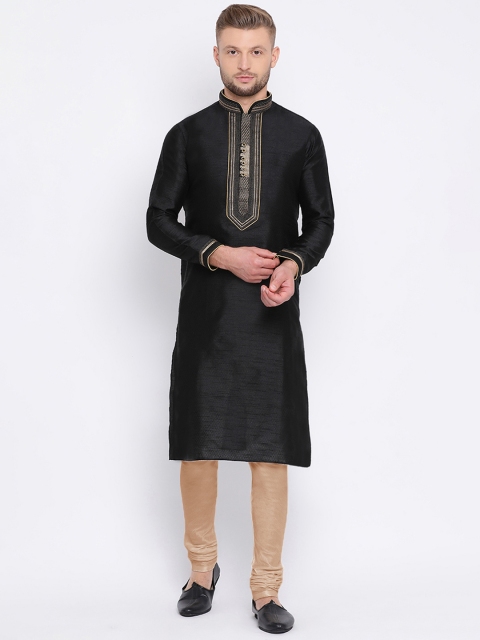 

Sanwara Men Black Solid Straight Kurta