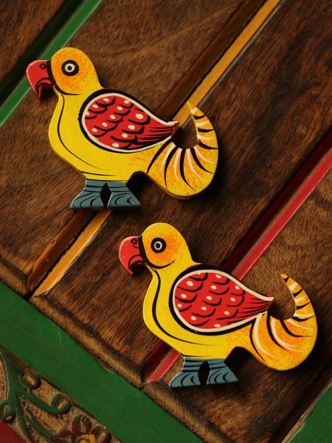 

ExclusiveLane Yellow & Red Set of 2 Hand-Painted The Sticky Parrots Fridge Magnets