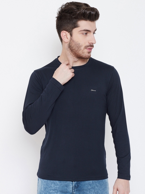 

Okane Men Navy Blue Solid Round Neck T-shirt