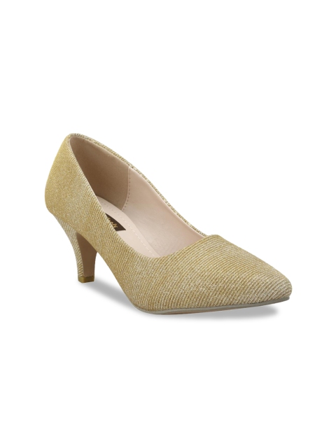 

Flat n Heels Women Gold-Toned Shimmery Pumps
