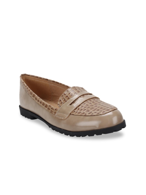 Flat n Heels Women Beige Printed Penny Loafers