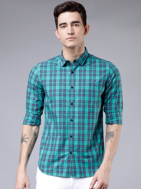 

HIGHLANDER Men Blue Slim Fit Yarn Dyed Checked Casual Shirt