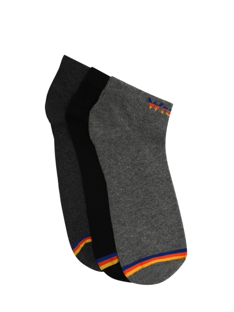 

Wrangler Men Pack of 3 Assorted Solid Ankle-Length Socks