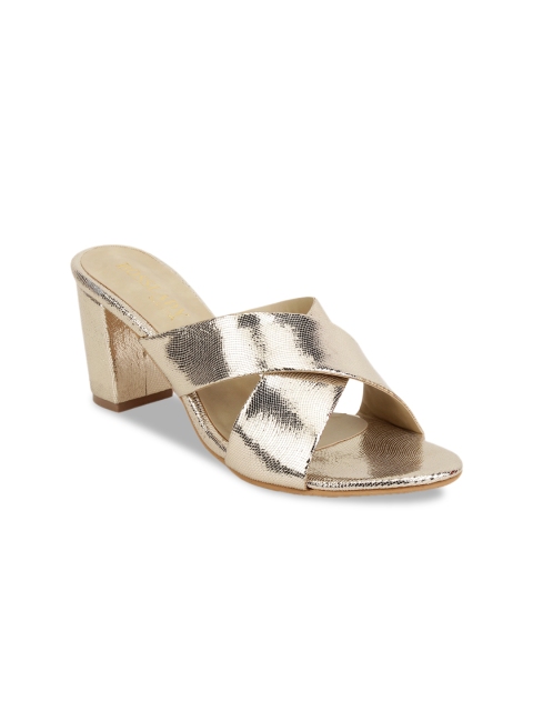 

SCENTRA Women Gold-Toned Solid Mules