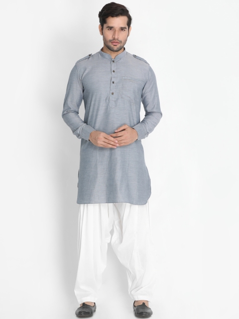 

VASTRAMAY Men Grey Solid Kurta with Patiala