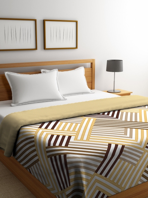 

Portico New York Grey & White Geometric AC Room 120 GSM Double Bed Comforter
