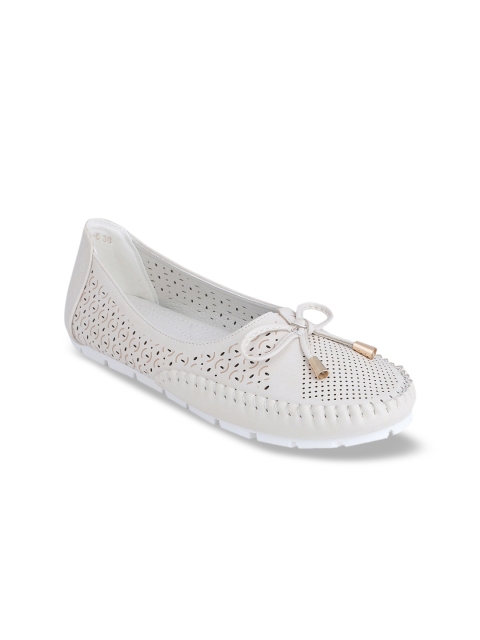 

pelle albero Women Cream-Coloured Loafers