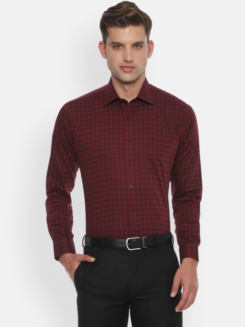 

Van Heusen Men Maroon & Navy Blue Slim Fit Checked Formal Shirt
