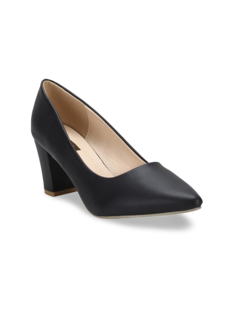 

Flat n Heels Women Black Solid Pumps