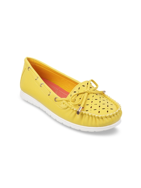 

Metro Women Yellow Solid Pumps