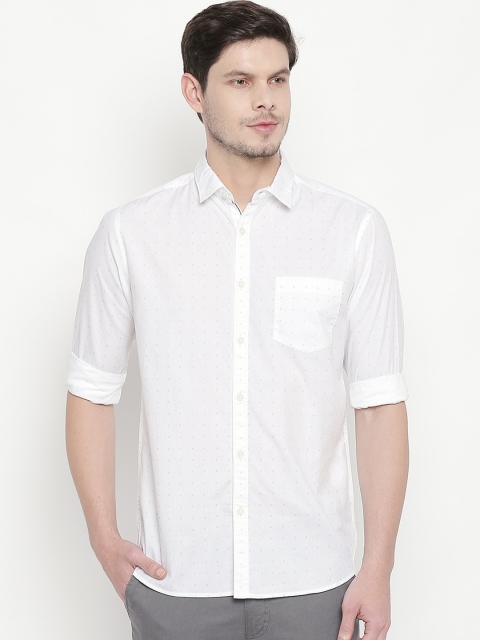 

BYFORD by Pantaloons Men White Slim Fit Printed Casual Shirt