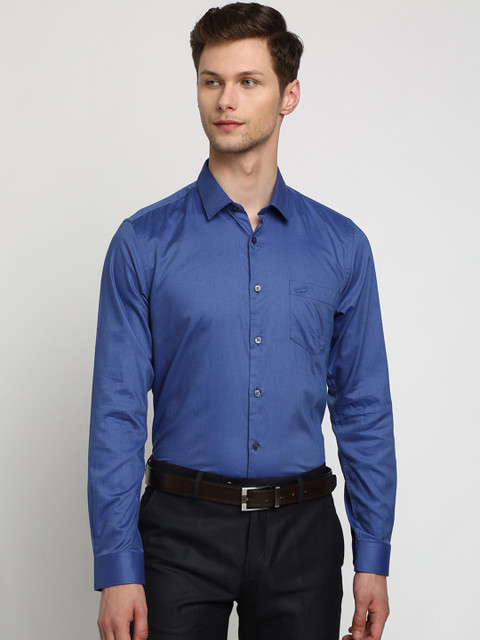 

Crocodile Men Blue Slim Fit Solid Formal Shirt