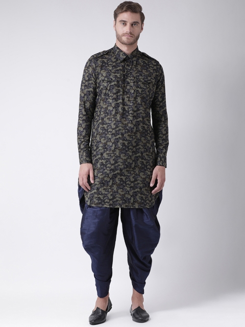 

DEYANN Men Grey & Navy Blue Camouflage Printed Kurta with Patiala, Black