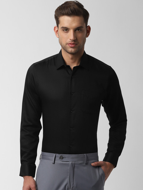 

Peter England Men Black Slim Fit Solid Formal Shirt