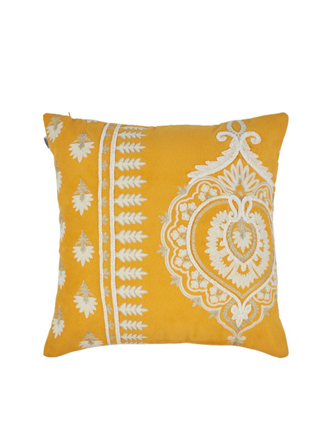 

Living Essence Yellow Set of Single Ethnic Motifs Square Cushion Covers
